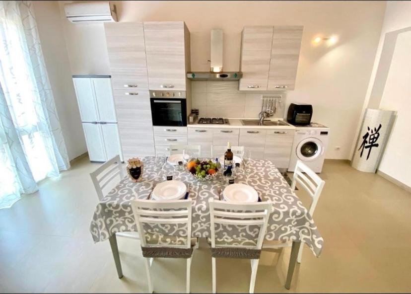 アヴォラCasa Martinaアパートメント エクステリア 写真